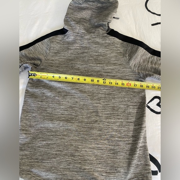 Nike Dri-Fit Boys XL Hoodie - Picture 4 of 5